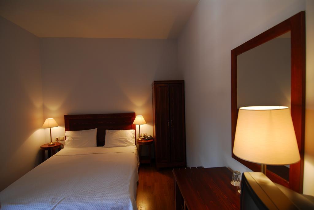 Hotel Papanastasiou Eláti 外观 照片
